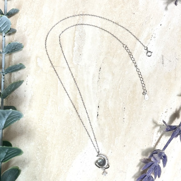 925 Sterling Silver Elegant Curved Moon Star Moonstone Pendant Necklace - Picture 5 of 9